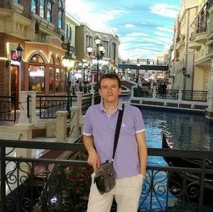 Meet your Posher, Dejan